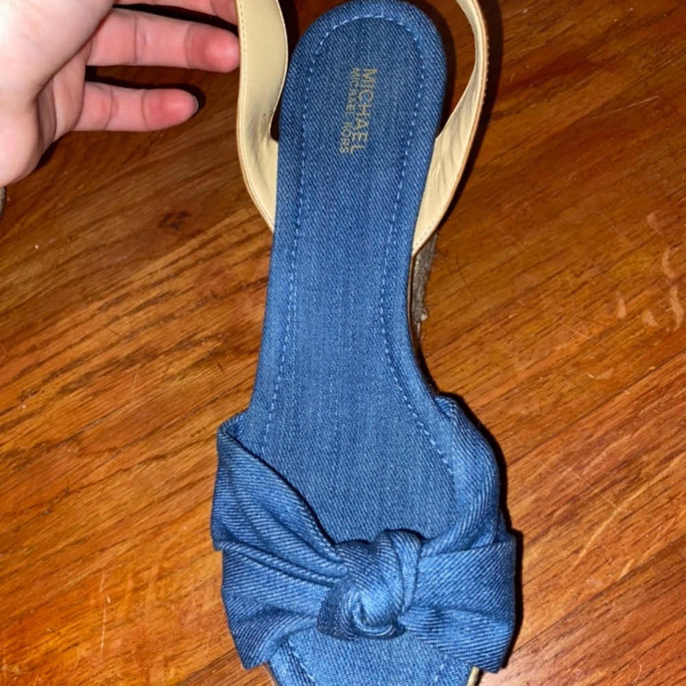 Michael Kors wedges - Picture 2 of 4